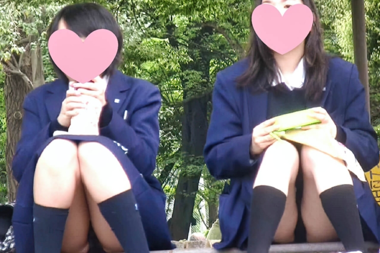 制服JKのお弁当時間