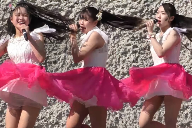 群馬県ご当地アイドルあかぎ団!!桐生市南公園第二部登場!!{VOICE}